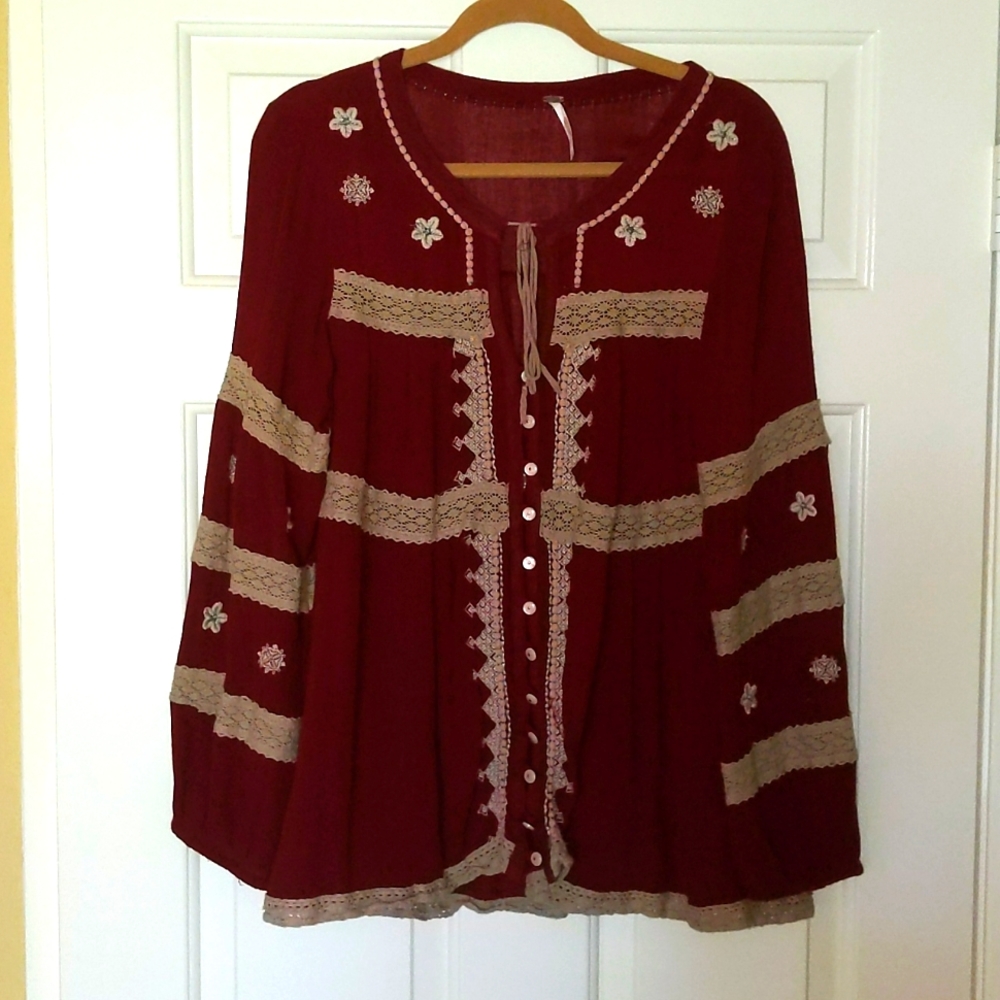 Like new Free People peasant blouse sz L